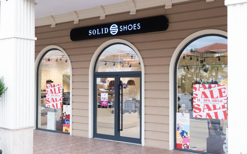 SOLID SHOES